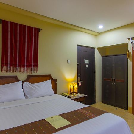 The Jayakarta Suites Komodo Flores Labuan Bajo Eksteriør billede