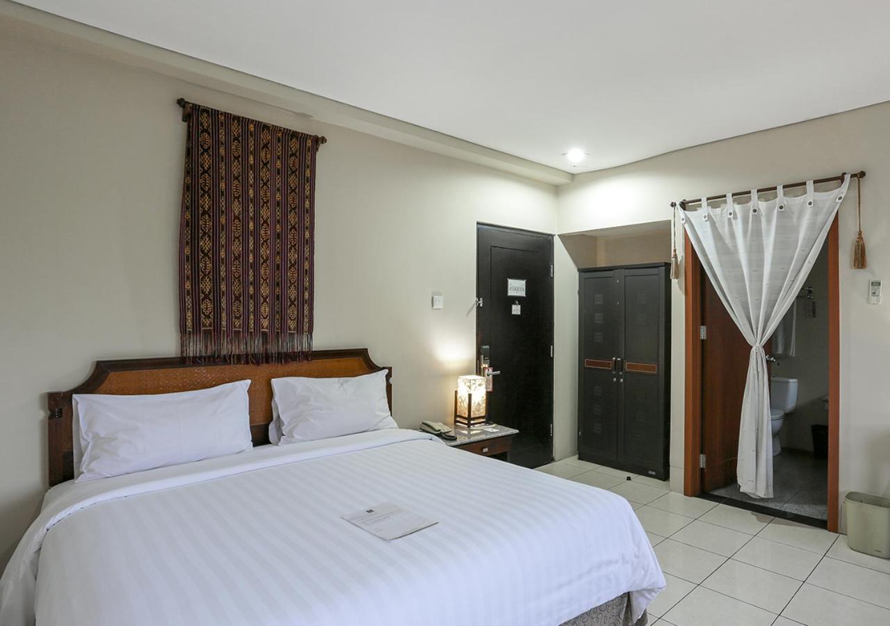 The Jayakarta Suites Komodo Flores Labuan Bajo Eksteriør billede